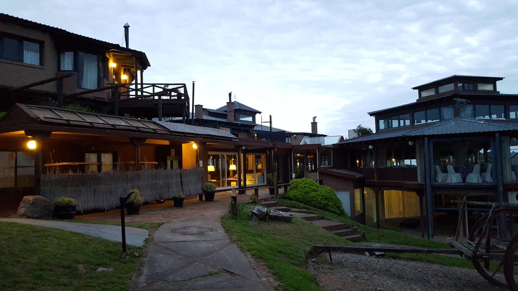 Las Cumbres Hotel Punta Ballena Exterior foto